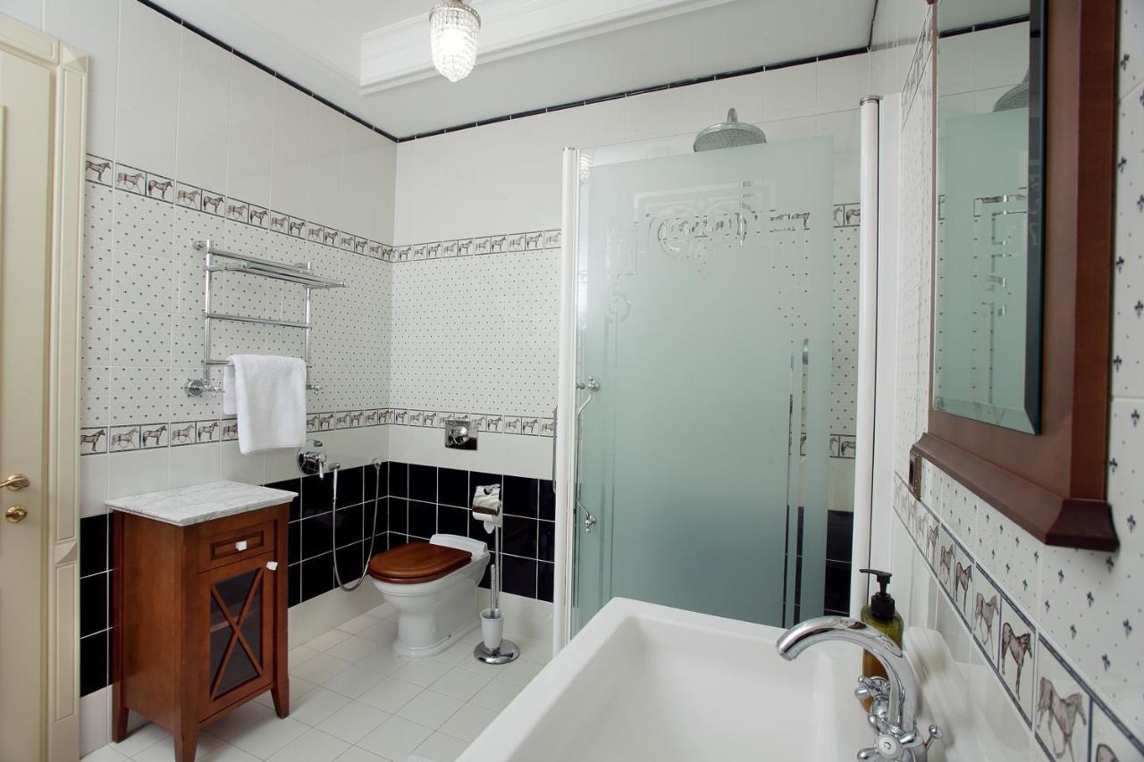 Bortnichi House Hotel Kiev Ngoại thất bức ảnh